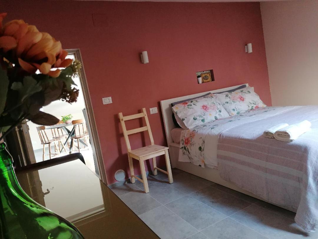 La Soffitta Di Anita Villa Bedonia Exterior foto